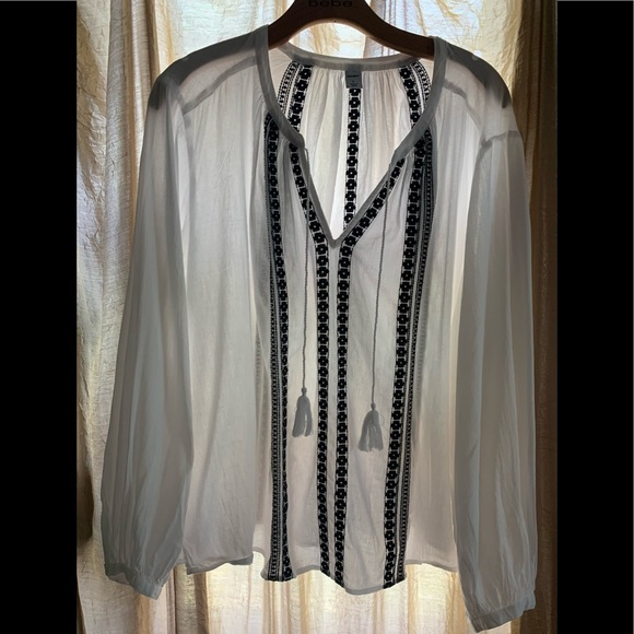 Old Navy Tops - Old Navy white boho peasant top size Large